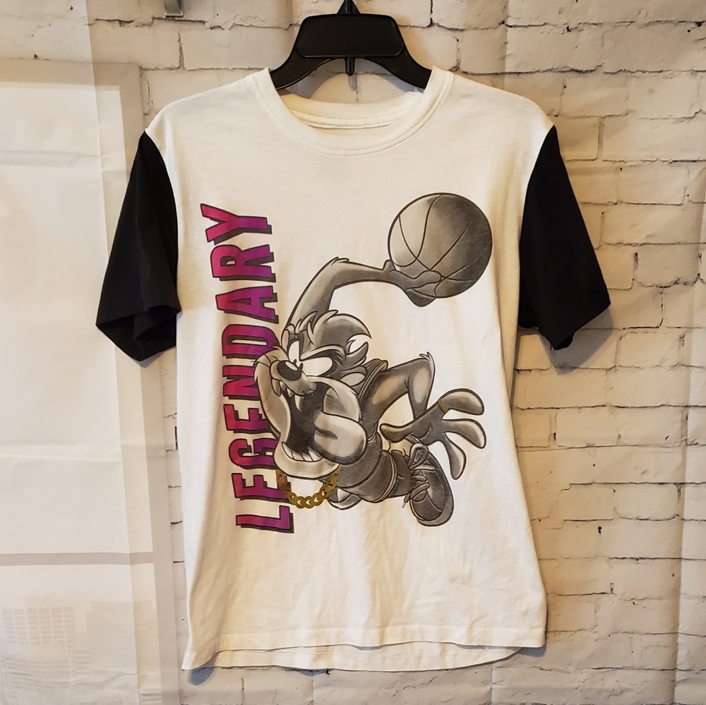 Warner bros. Tasmanian devil shirt